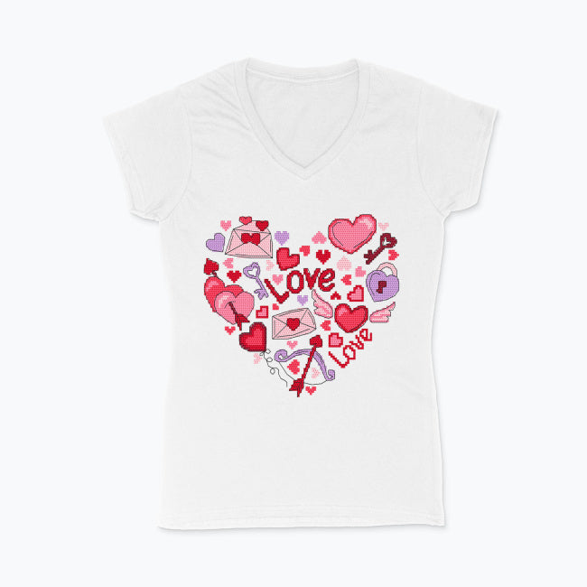 Koszulka damska V-neck z nadrukiem haftu - Serce Love